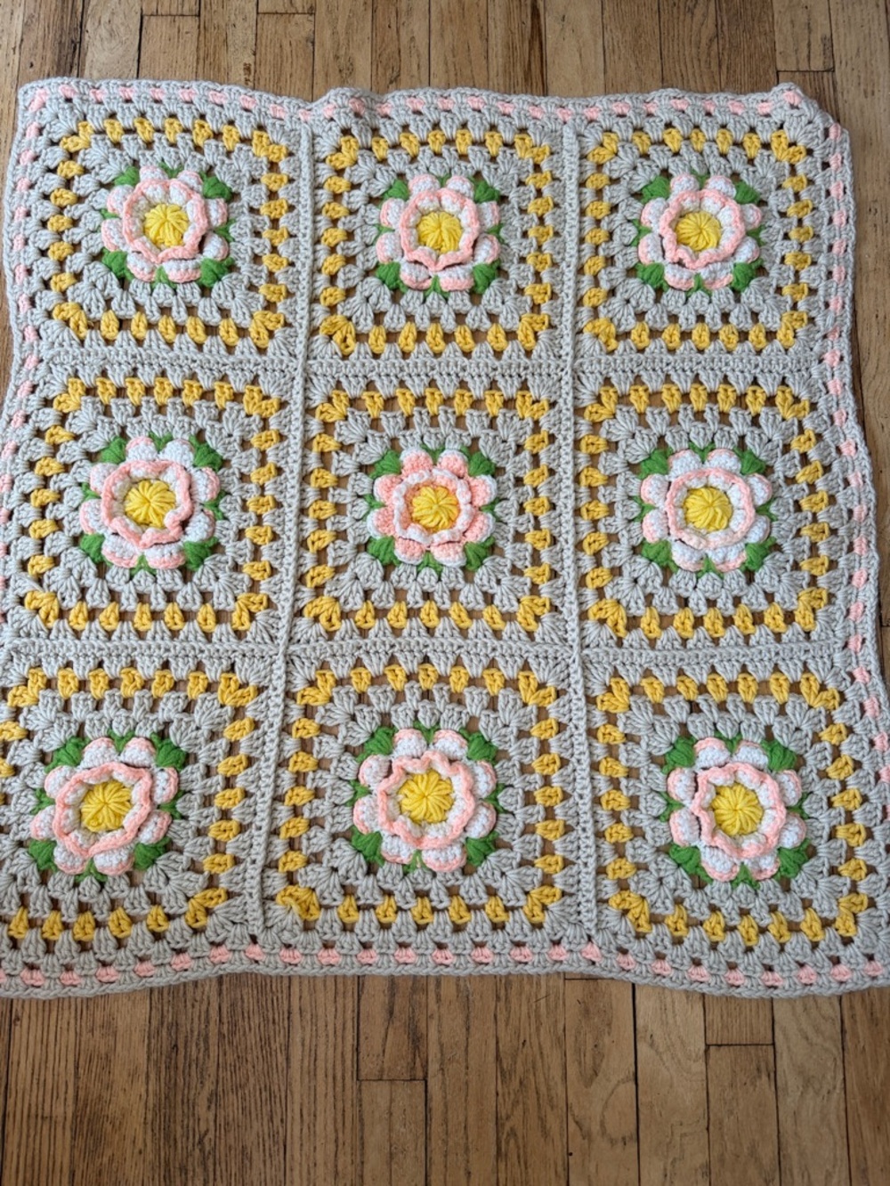 Vintage Handmade Crochet Floral Granny Square Throw Blanket